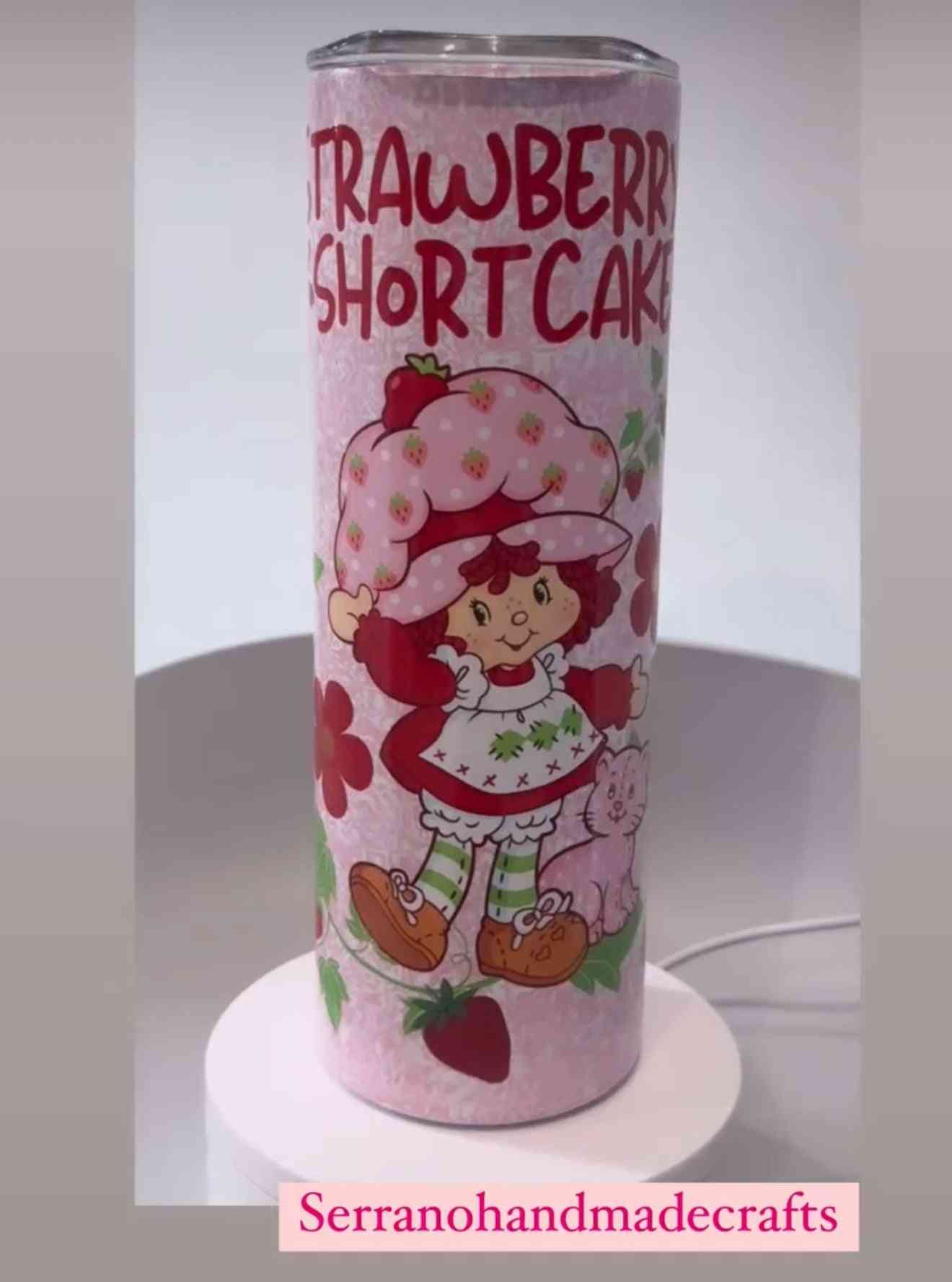 Strawberry Tumbler – insulated drinkware featuring Strawberry Shortcake character, perfect for hot or cold beverages on-the-go.