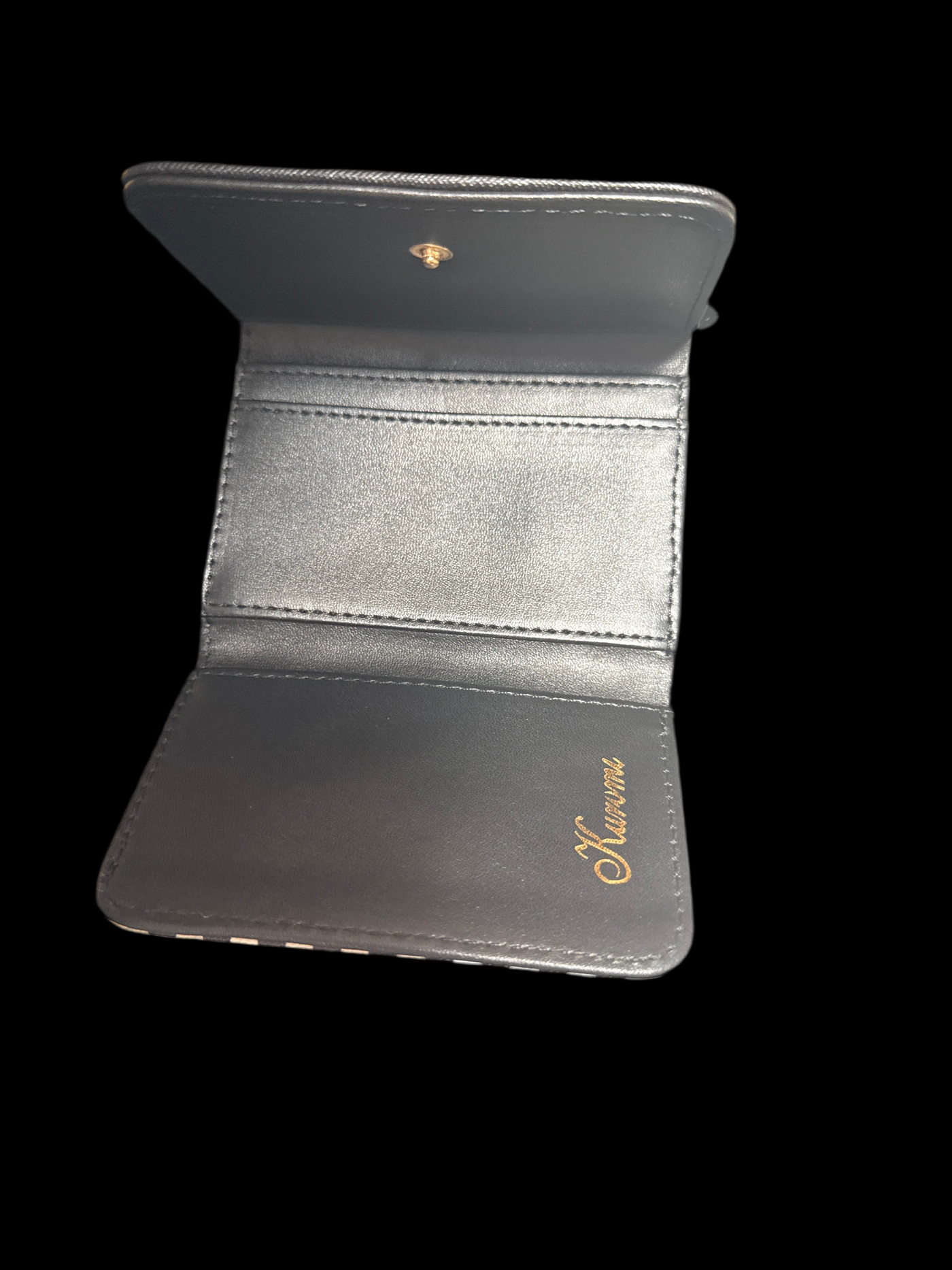 Friends wallet